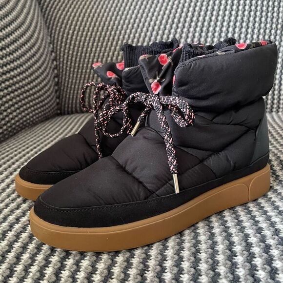 Kate Spade Black Winter Boots with Floral Lining - Picture 3 of 10